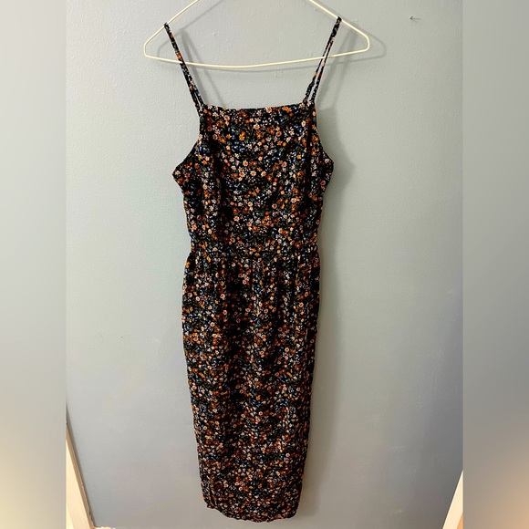 Old Navy floral midi dress - Picture 2 of 4